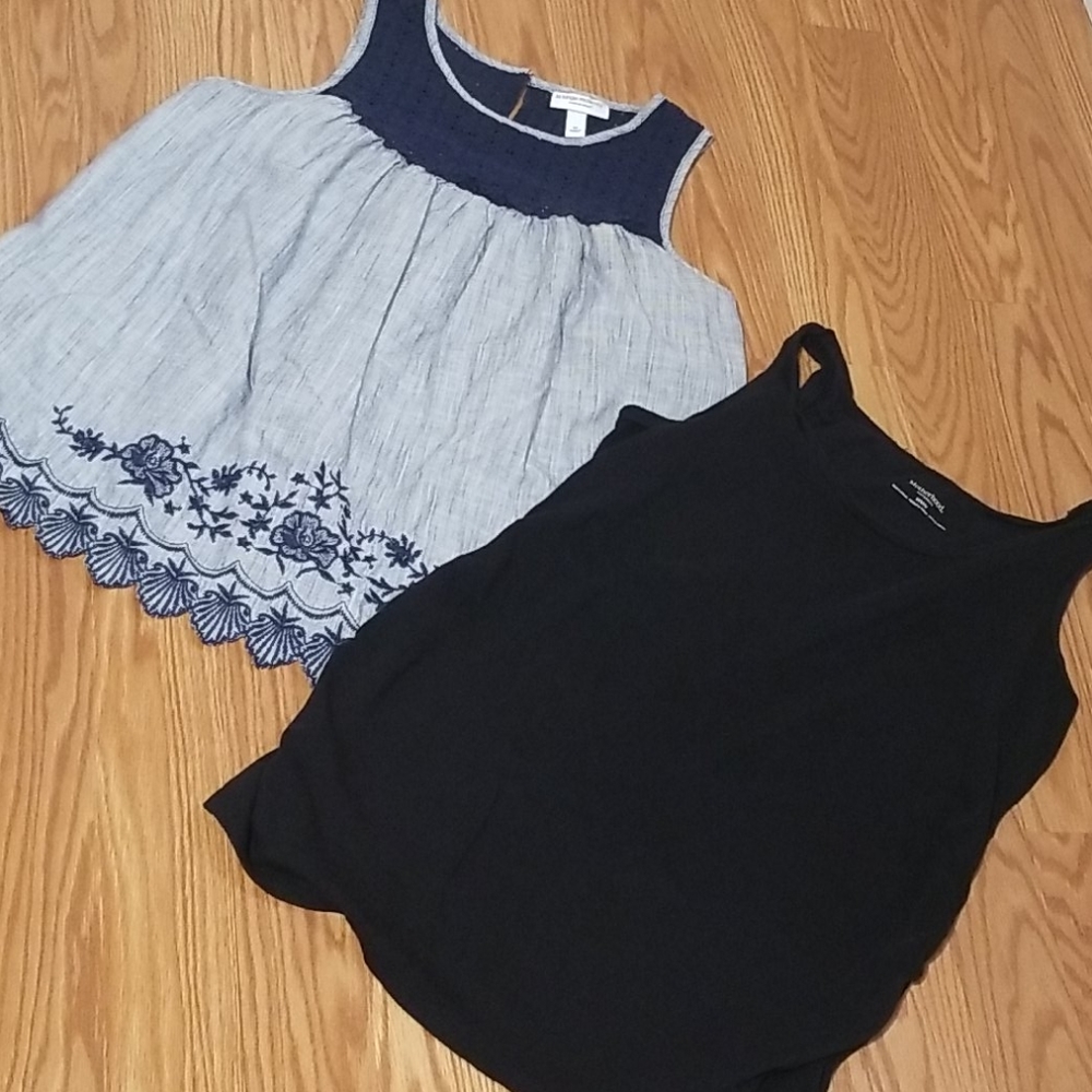 Motherhood maternity top med